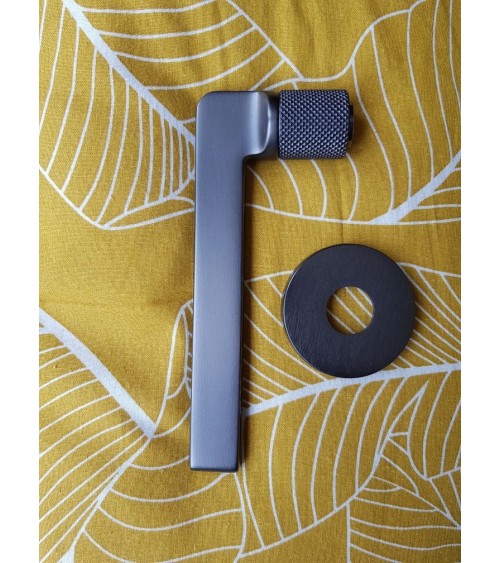 Puxador de porta em latão Mandelli Grint puxador design cor 5