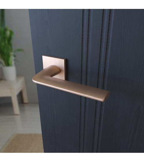 Puxador de porta cobre STINGER ferragens design