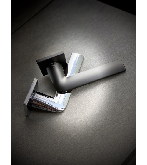 Puxador de porta cromado polido STINGER puxador design