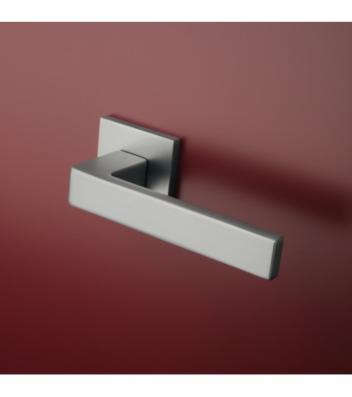 Puxador de porta cromado acetinado SULLA puxador design