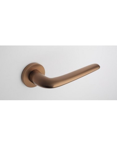 Puxador de porta Cobre AZALIA puxador design vista de cima inclinada