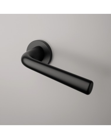 Puxador de porta Preto TULIPA porta interior design montado numa porta