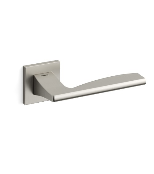 Puxador de porta níquel acetinado Mandelli Link puxador design