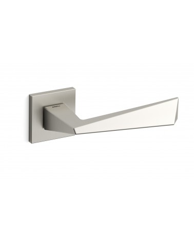 Puxador de porta em latão Mandelli Piramid design