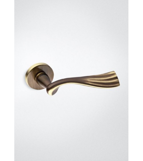 Puxador de porta bronze escultura Mandelli River design