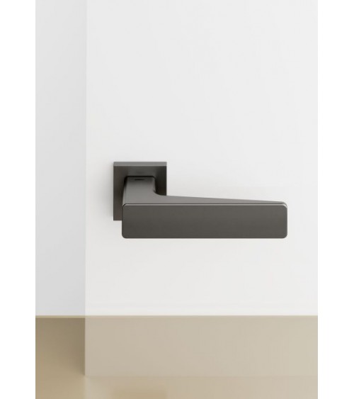 Puxador de porta moderno Mandelli Virgo design cor 3