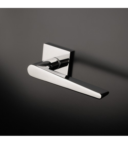Puxador de porta cor cromo polido ARNICA puxador design