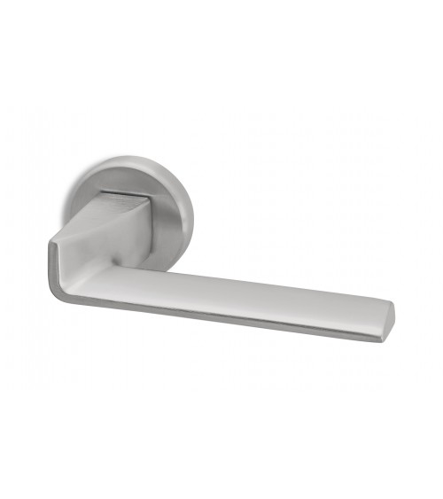 Puxador de porta cromado acetinado Ento Edge puxador design