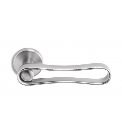 Puxador de porta cromo acetinado Ento Infinito puxador design