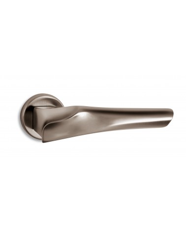 Puxador de porta níquel acetinado Ento Anatomica design