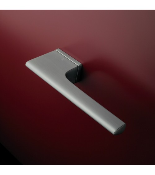 Puxador de porta cromado acetinado LUPINA puxador design