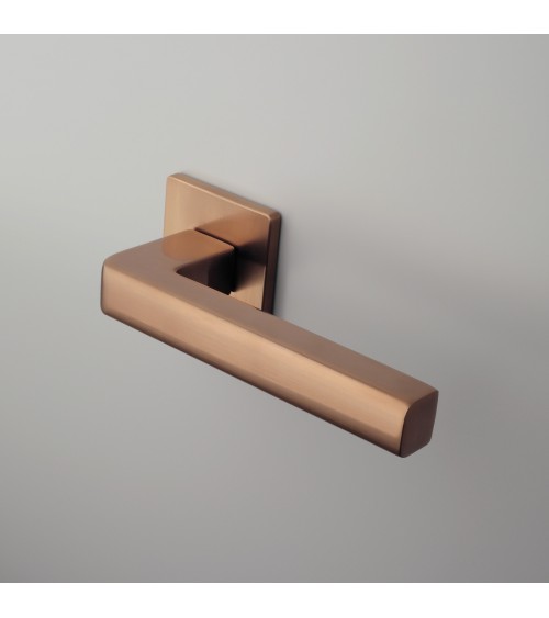 Puxador de porta cobre SALICE ferragens design