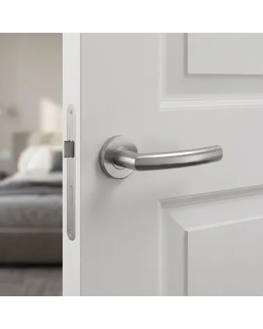 Maçaneta de Porta Cor Inox, Simples e Robusta - Modelo OVAL 1706