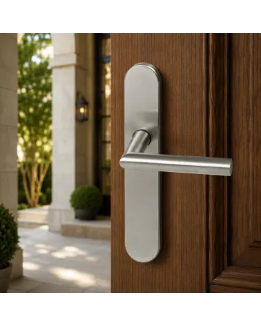 Puxador de porta em placa Altesse Inox 316 – Alta resistência para ambientes exteriores – modelo Altesse