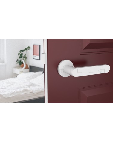 Puxador de porta cor branca ALORA design vista de baixo montado numa porta