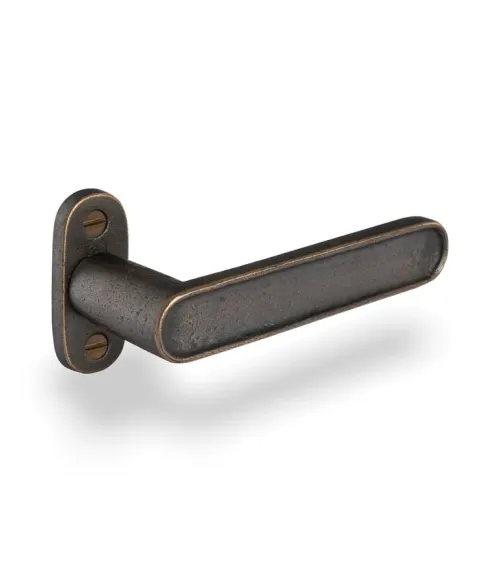 Puxador de porta em ferro preto