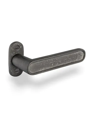 Puxador de porta em ferro preto