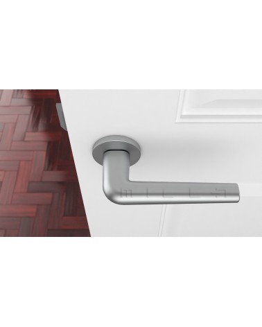 Puxador de porta cromado acetinado FUNKIA puxador design vista de cima montado numa porta