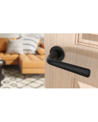 Puxador de porta Preto TULIPA porta interior design vista inclinada montado numa porta