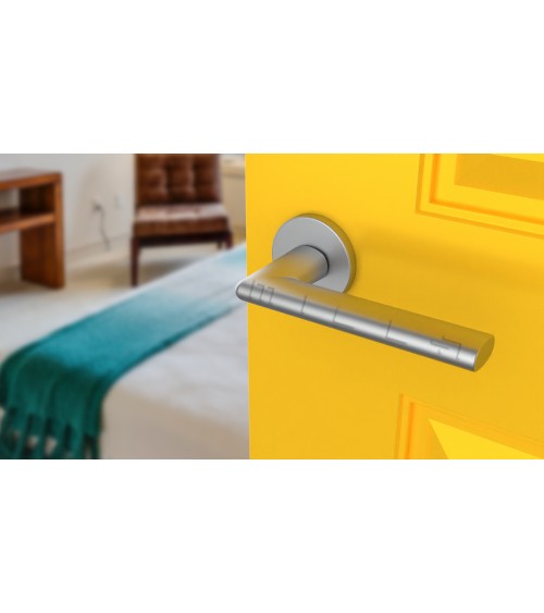 Puxador de porta cromado acetinado KALMIA puxador design