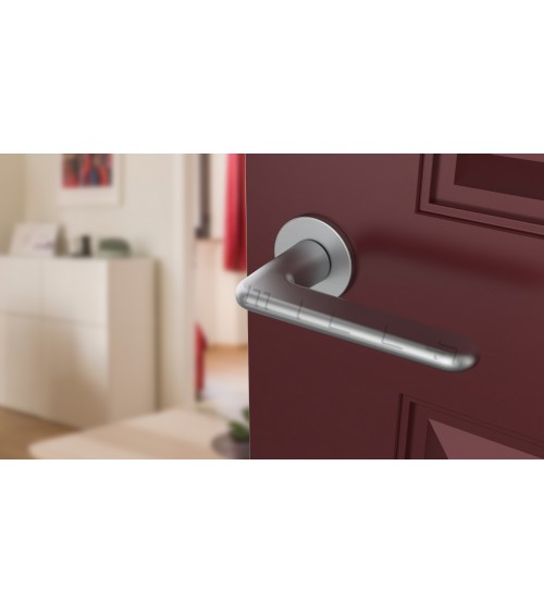 Puxador de porta cromado acetinado LIRA puxador design