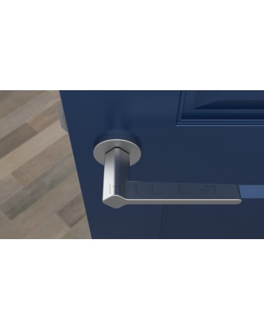Puxador de porta cromado acetinado NINFEA puxador design vista de cima montado numa porta 2