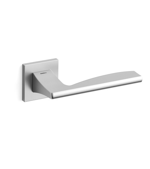 Puxador de porta cromado acetinado Mandelli Link puxador design
