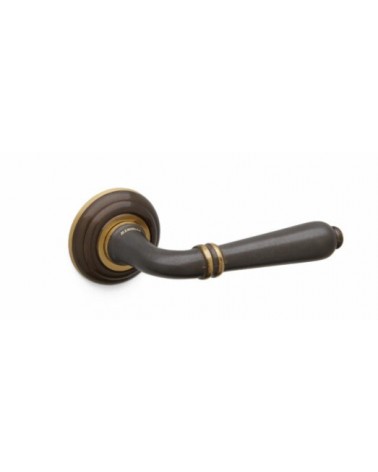 Puxador de porta bronze Mandelli Sevilla puxador design
