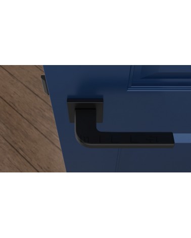 Puxador de porta preto ISMENA puxador design visto de cima montado numa porta