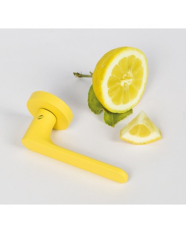 Puxador de porta na cor Amarelo Limão - Moon One Ronde - puxador design