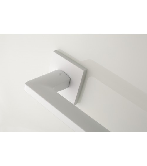 Puxador de porta branco PYROLA ferragens design