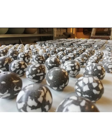 Botão de móvel em cimento - Demenico Rocks Esfera - puxador design