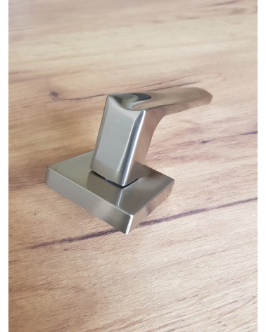 Puxador de porta moderno DIUNA puxador design vista ampliada na placa