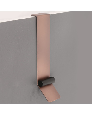 Puxador de móvel cobre envelhecido/preto mate TORN design instalado num móvel