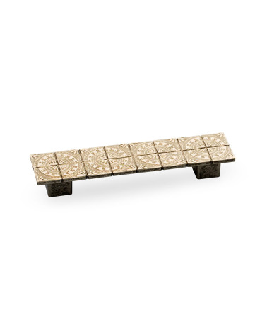 Puxador de móvel patinado sobre latão SPARTA puxador design