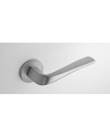 Puxador de porta cromado acetinado DALIA puxador design visto de cima