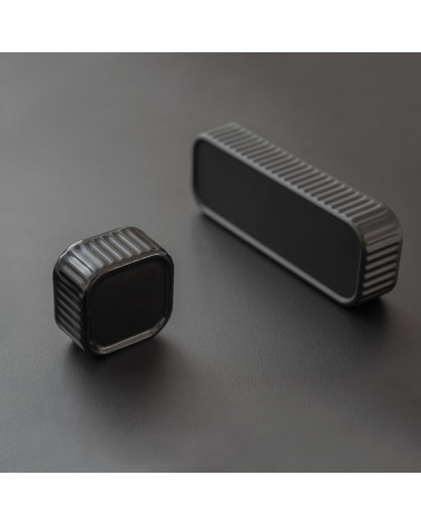 Puxador de móvel WEGA puxador design apresentado sobre um fundo escuro