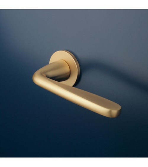 Puxador de porta dourado mate HIACYNTA puxador design