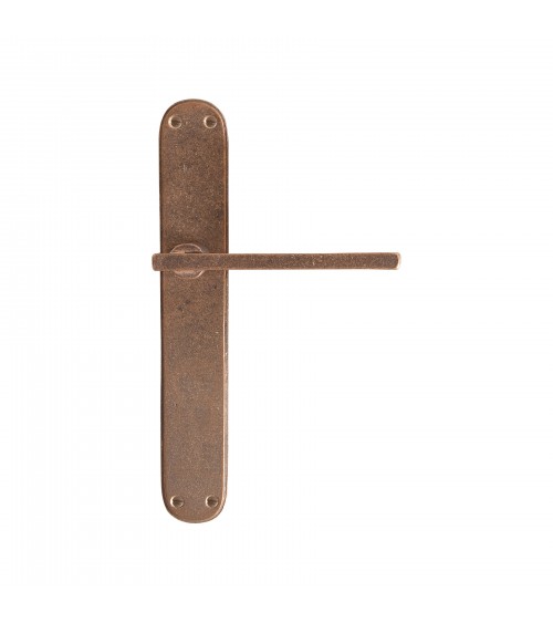 Puxador de porta cor ferrugem sobre placa em bronze P2017 - puxador design