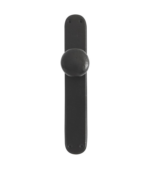 Botão de porta preto sobre placa de limpeza P40 - puxador design