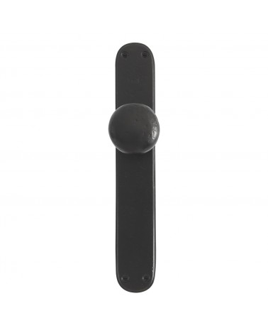 Botão de porta preto sobre placa de limpeza P40 - puxador design