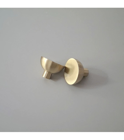 Botão de móvel dourado polido LUNA M puxador design