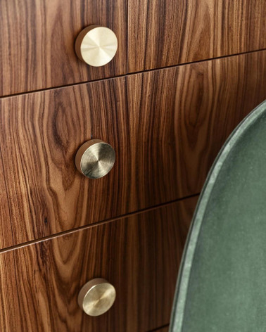 Puxador de móvel dourado mate TOVE design visto de frente alinhado verticalmente numa cómoda
