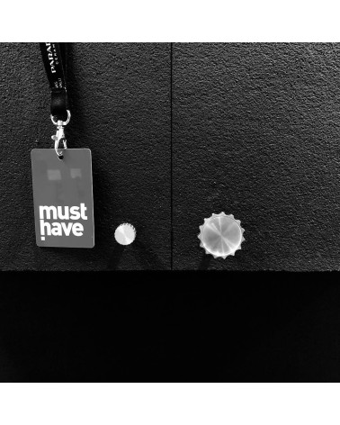 Puxador de móvel LEXI design sobre fundo preto