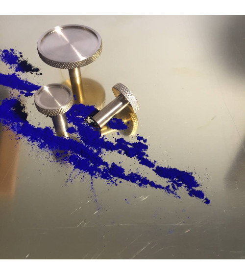 Botão de móvel em latão VERA S puxador design