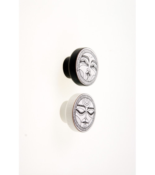 Botão de móvel FACES Preto & Branco