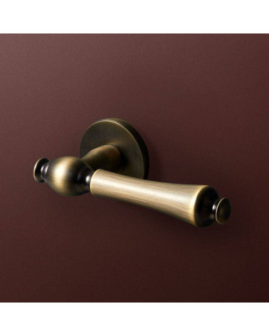 Puxador de Porta Bronze Luxuoso e Subtil - Modelo FADO