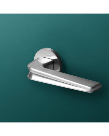 Puxadores de porta em zamak RADIUS