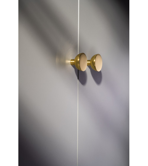 Botão de móvel dourado polido LUNA M puxador design
