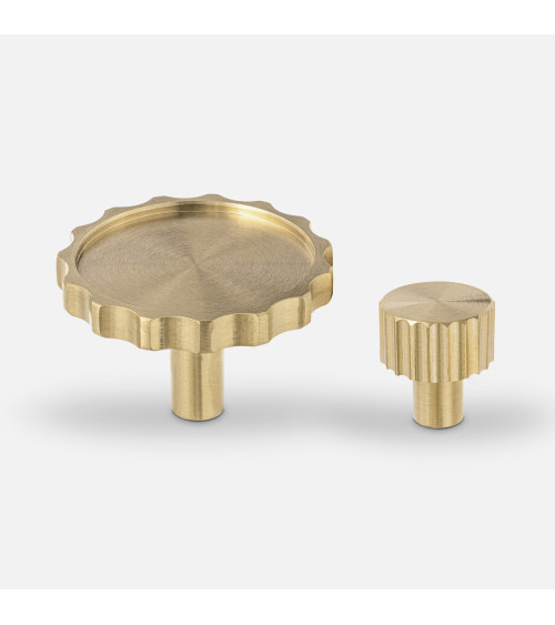 Botão de móvel dourado polido LEXI design